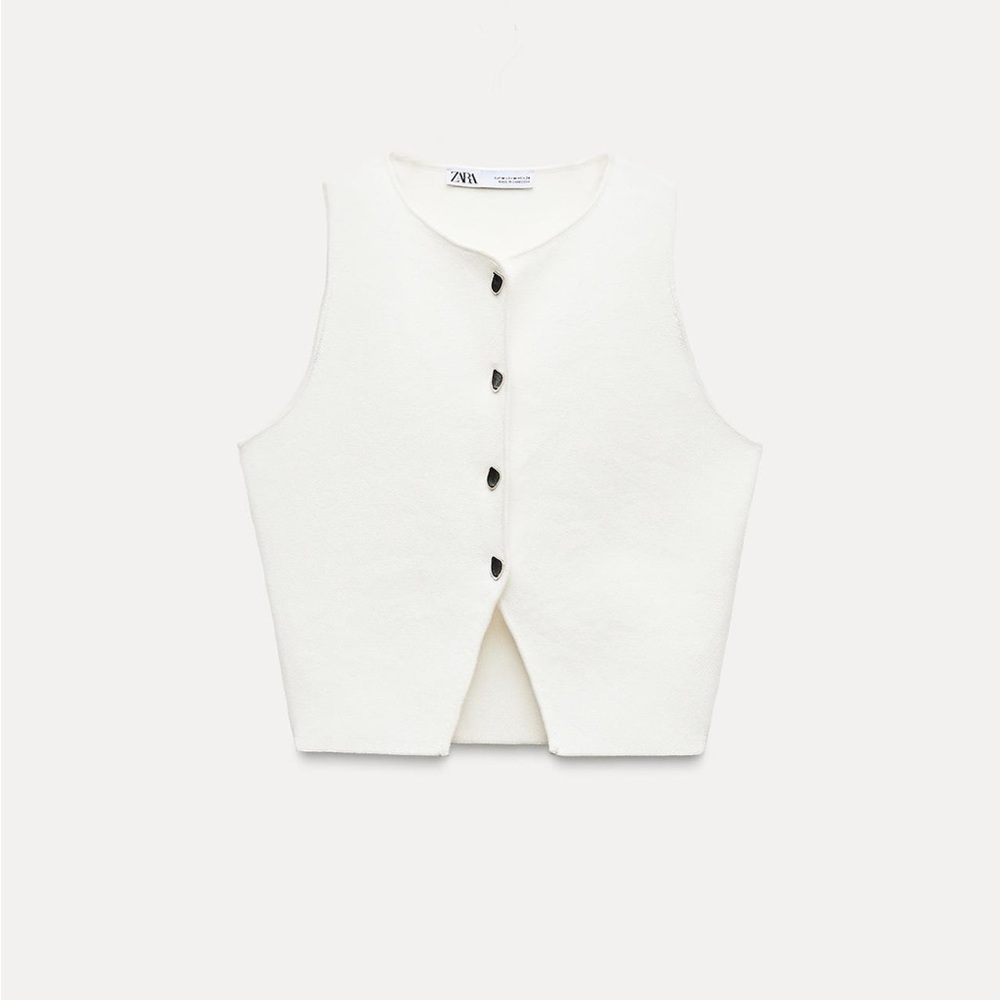 Zara basic knit crop top w silver buttons